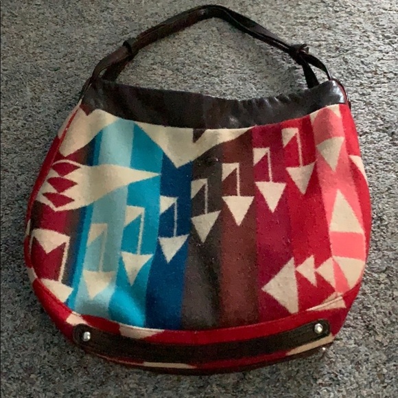 Hide Boho Fall Shoulder Bag - Picture 1 of 3